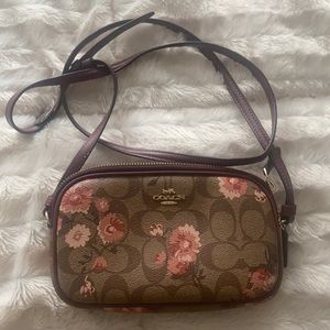Lightly used Coach crossbody bag